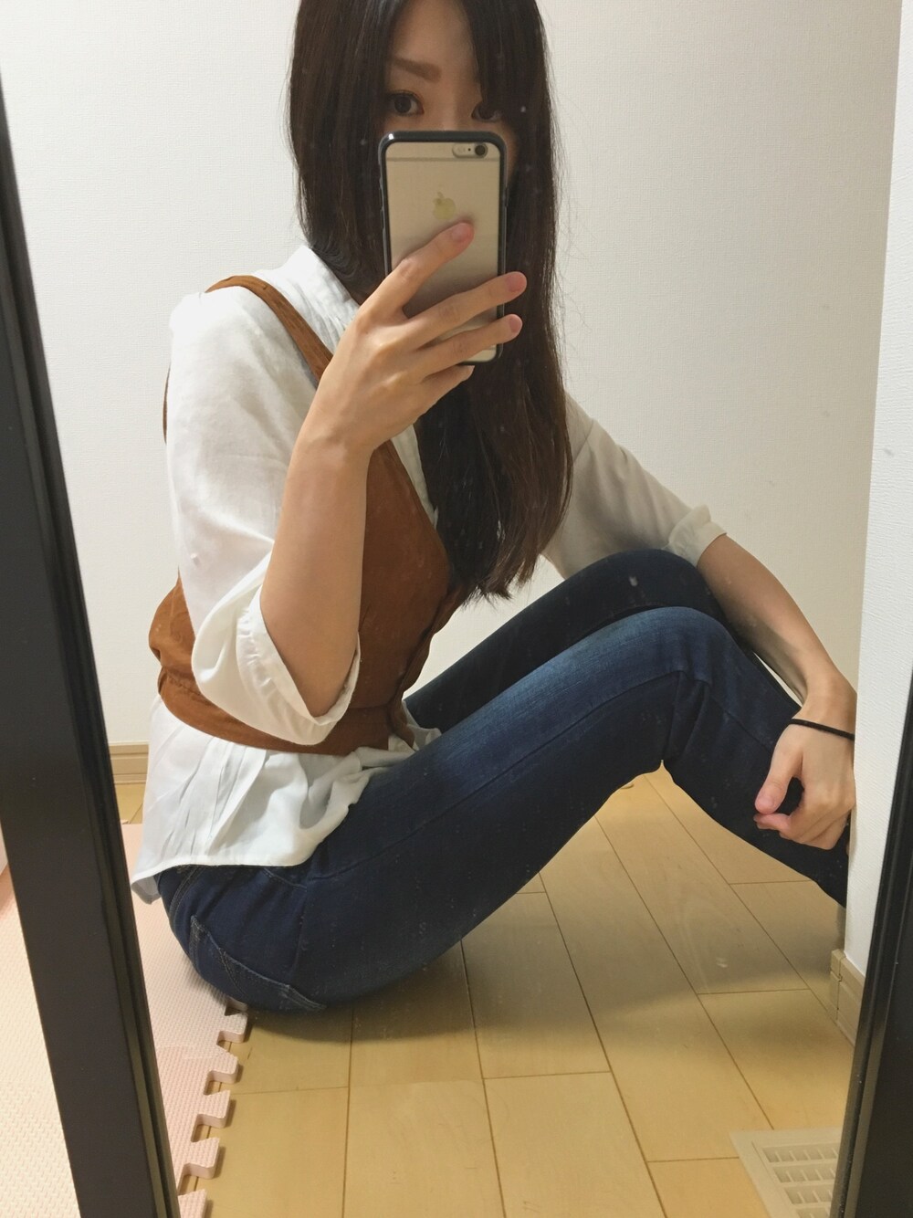 「デニム、ビスチェ、パンツスタイル、シャツ、へザー、しまむら、ローリーズファーム(LOWRYS FARM)」｜「Heatherのセパレートジャンスカ 769789（ジャンパースカート、ブラウン系）」を使った、K☆さん（レディース・160cm）の秋コーディネートの1枚目の写真