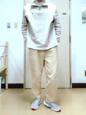 「Right-on（ライトオン）のアイテム（スラックス）」を使った、啓人さん（メンズ・173cm）の秋コーディネート