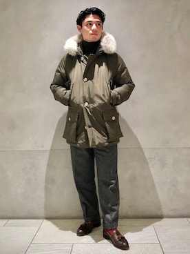 「WOOLRICH（ウールリッチ）のアイテム（ダウンジャケット/コート）」を使った、BEAMS Fさん（メンズ・169cm）の秋コーディネート