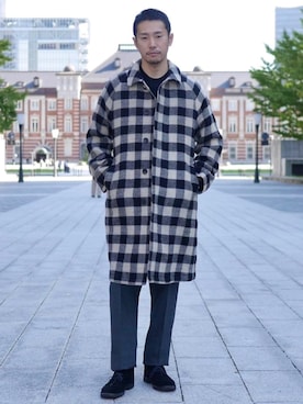 「スタッフセンバツ」｜「アイテム（ステンカラーコート）」を使った、BEAMS Fさん（メンズ・176cm）の冬コーディネート