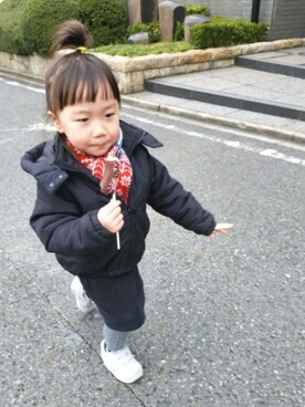「黒」｜「アイテム（ママ＆ベビー）」を使った、あみおさん（キッズ・90cm）の冬コーディネート