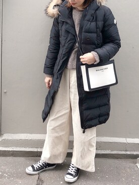 「CONVERSE（コンバース）の【CONVERSE】ALLSTAR OX（スニーカー）」を使った、Maakoさん（レディース・165cm）の冬コーディネート
