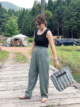 「TKEES（ティキーズ）の＜TKEES（ティキーズ）＞ トング サンダル◆（サンダル）」を使った、Maakoさん（レディース・165cm）の夏コーディネート
