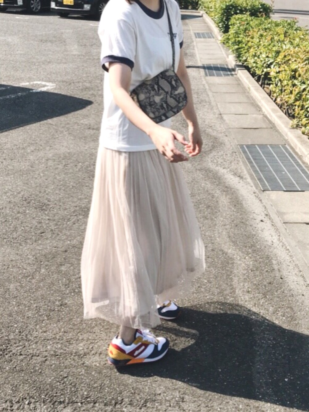 「エレッセ、スニーカー、ハデハデ、パイソン柄」｜「ellesseのエレッセ ユニセックスヘリテージランニングシューズ / LS117'17（スニーカー、その他）」を使った、ゆうこさん（レディース・160cm）の秋コーディネートの1枚目の写真