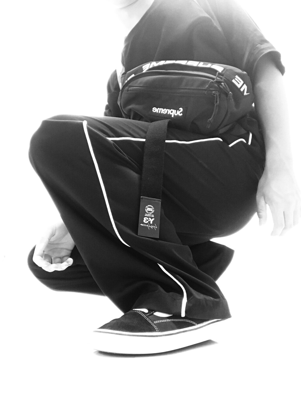 「モノトーン、おしゃれさんと繋がりたい、今日のコーデ、いいね、save、フォローお願いします🤑、黒」｜「Y-3のY-3 ELASTIC BELT（ベルト、ブラック系）」を使った、M a s a k iさん（メンズ・165cm）の夏コーディネートの1枚目の写真