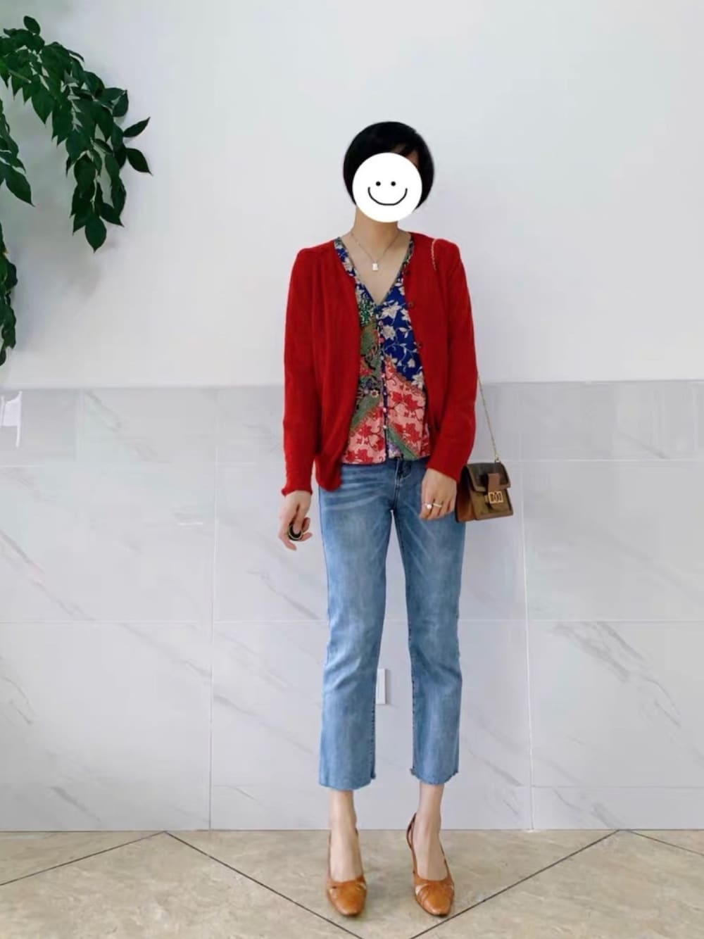 「ootd、夏、街头搭配、日系极简、休闲、复古、女人味、度假」｜「LOUIS VUITTONのアイテム（バッグ、ブラウン系）」を使った、YUKIさん（レディース・166cm）の秋コーディネートの1枚目の写真