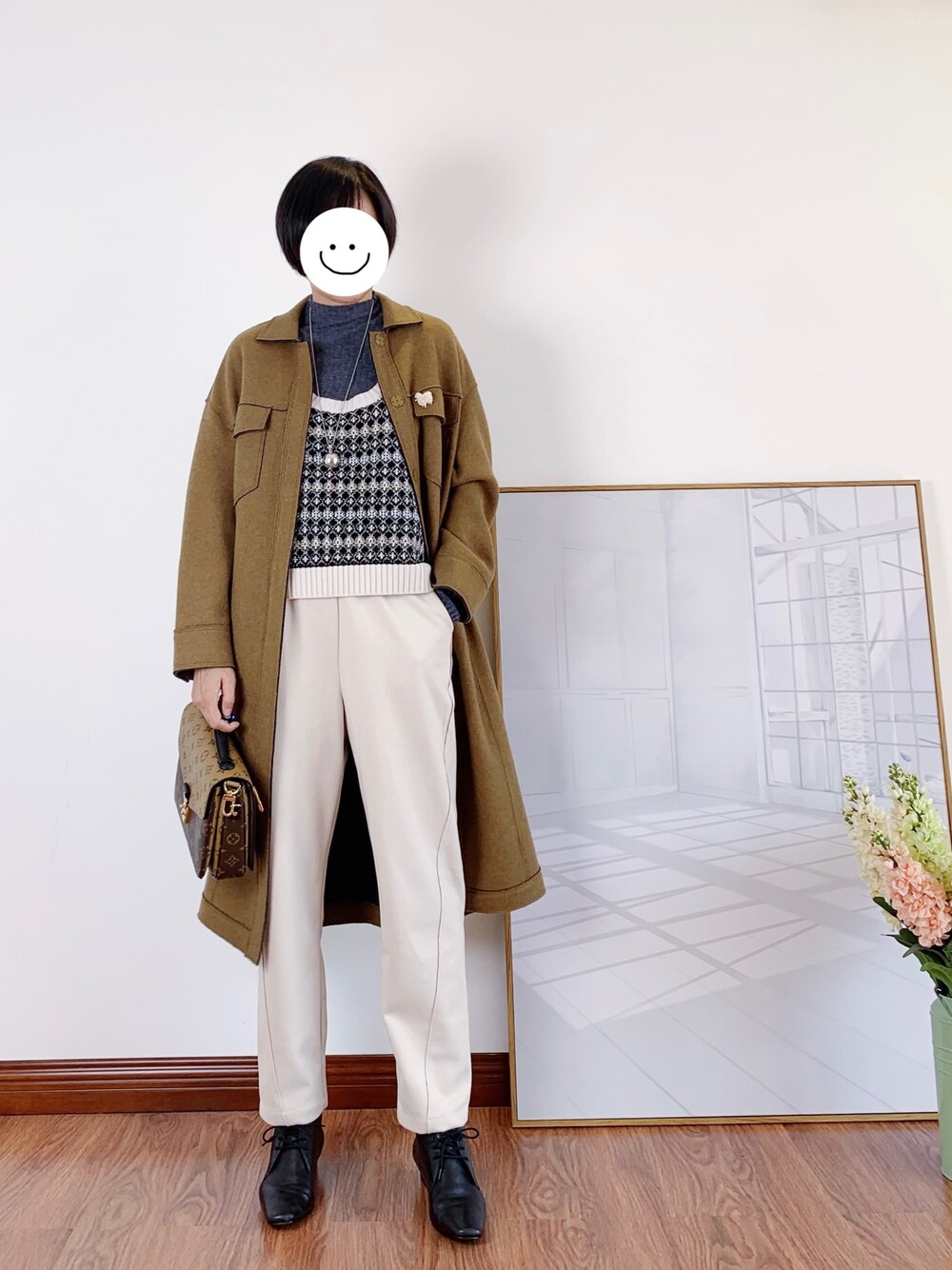 「ootd、街头搭配、休闲、复古、国潮、oversize、基础款、黑白搭配、通勤穿搭」｜「LOUIS VUITTONのアイテム（バッグ、ブラウン系）」を使った、YUKIさん（レディース・166cm）の秋コーディネートの1枚目の写真