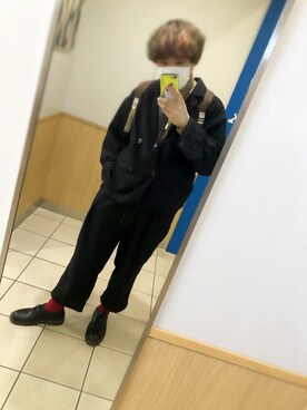 「kutir（クティール）のアイテム（テーラードジャケット、ブラック系）」を使った、蜂蜜レモンさん（メンズ・170cm）の春コーディネート