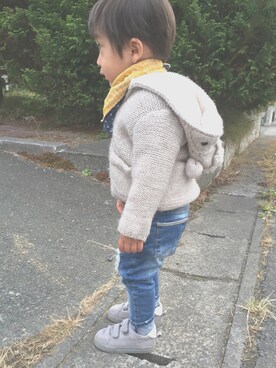 「ZARA KIDSのアイテム（その他アウター）」を使った、Ayumi Kuramochiさん（キッズ・90cm）の秋コーディネート