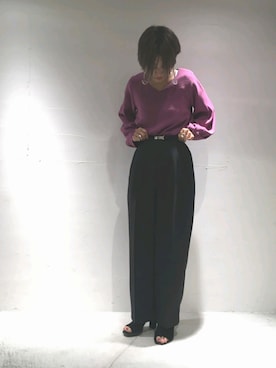 「パープル×黒」｜「アイテム（スラックス）」を使った、MATSUDAさん（レディース・156cm）の夏コーディネート