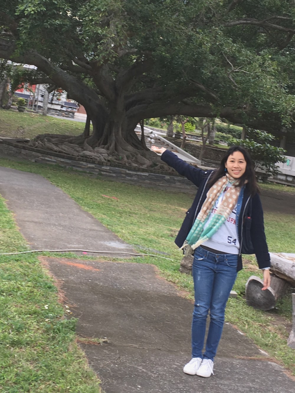 「pokadots、pattern、taitung、Jinlun」｜「H2Oのアイテム（マフラー、グリーン系）」を使った、Lillian  Wuさん（レディース・164cm）の冬コーディネートの1枚目の写真