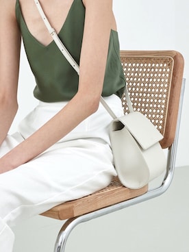 「Acne Studios（アクネストゥディオズ）のアイテム（スカート）」を使った、남지원さん（レディース・164cm）の夏コーディネート