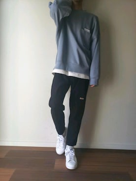 「shiki tokyo（シキトウキョウ）のアイテム（スウェット）」を使った、あっきちさん（メンズ・164cm）の冬コーディネート