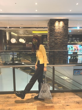 「リーバイス」｜碓井玲菜さん（レディース・163cm）の春コーディネート