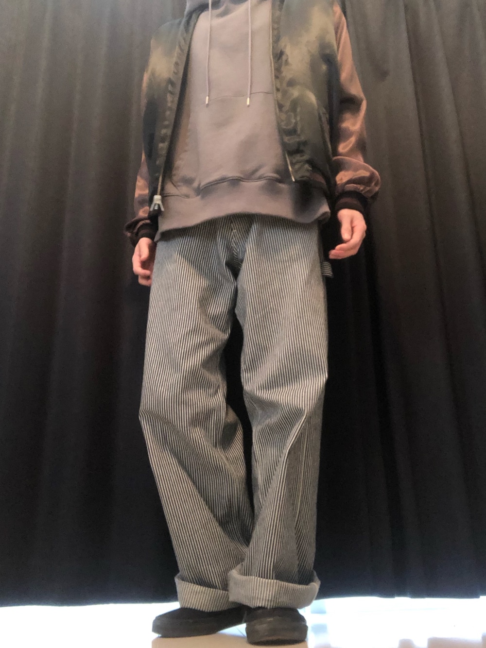 「おしゃれさんと繋がりたい、初売りセールで買いました2019、VANS、tk.TAKEO KIKUCHI、satori、ワイドパンツ、パーカー、MR.OLIVE、liss 、APACHE」｜「VANSのアイテム（スニーカー、ブラック系）」を使った、cokeさん（メンズ・172cm）の冬コーディネートの1枚目の写真