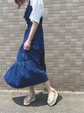 「one after another NICE CLAUP（ワンアフターアナザーナイスクラップ）のアイテム（ジャンパースカート）」を使った、Juraさん（レディース・161cm）の夏コーディネート