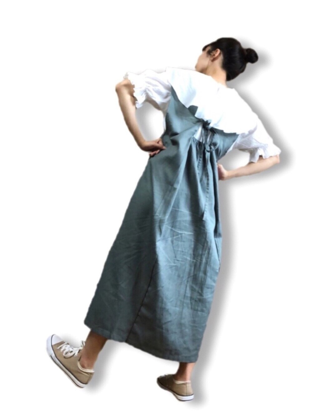 「低身長、152cm、カジュアルコーデ、夏コーデ、夏、雨の日コーデ、ehka sopo、くすみカラー、スカート」｜「ehka sopoの後ろリボンジャンスカ（ジャンパースカート、グリーン系）」を使った、napipii7さん（レディース・152cm）の春コーディネートの1枚目の写真