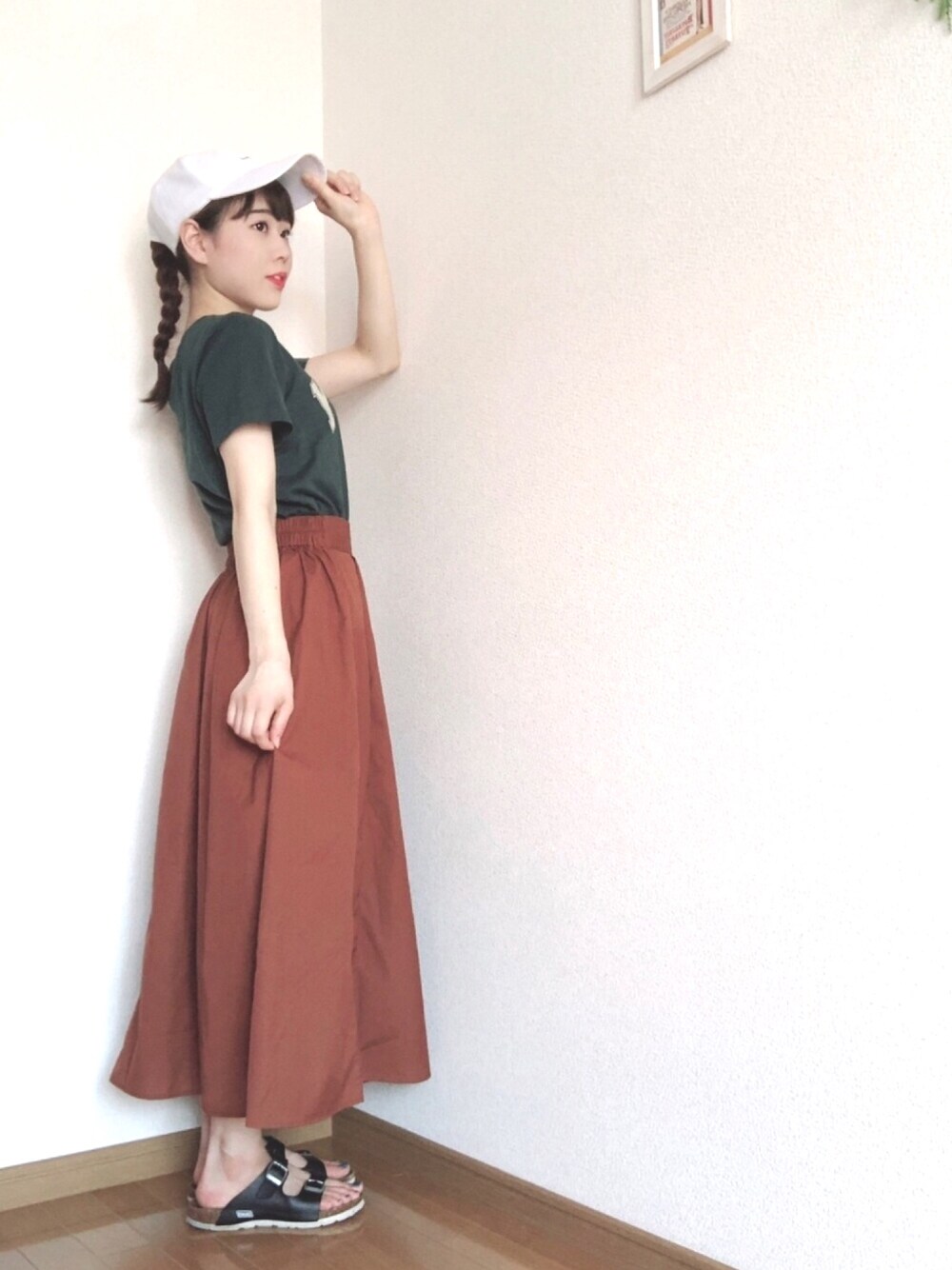 「楽チンコーデ、オトナカジュアル、ラフ、プチプラ、カジュアルコーデ、summer、ootd、フレアスカート」｜「earth music&ecologyの・フレアータックロングスカート（スカート、オレンジ系）」を使った、Yuuuuuka♥さん（レディース・154cm）の夏コーディネートの1枚目の写真