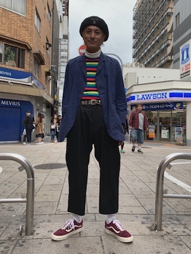 「sulvam」｜「アイテム（スラックス）」を使った、yoshida shinsukeさん（メンズ・180cm）の秋コーディネート