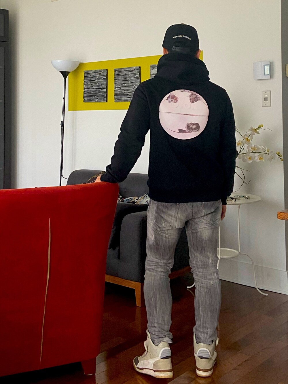 Diorのパーカーを使った人気ファッションコーディネート - WEAR