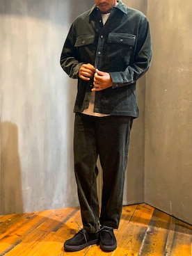 「UNION STATION（ユニオンステーション）のビッグシルエットコーデュロイシャツ（シャツ/ブラウス）」を使った、fumittさん（メンズ・178cm）の秋コーディネート