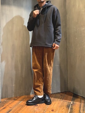 「UNION STATION（ユニオンステーション）のコーデュロイシェフパンツ（その他パンツ）」を使った、fumittさん（メンズ・178cm）の秋コーディネート