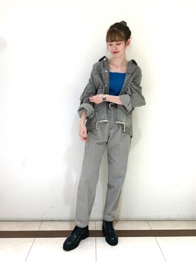 「ネオンカラー」｜「アイテム（ブルゾン）」を使った、risakoさん（レディース・160cm）の夏コーディネート
