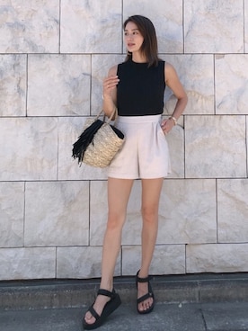 「Teva（テバ）のTEVA FLATFORM UNIVERSAL（サンダル）」を使った、黒木 ナツミ🦋さん（レディース・162cm）の夏コーディネート