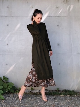 「Vicente（ヴィセンテ）のEarth color maxiワンピース（ワンピース）」を使った、黒木 ナツミ🦋さん（レディース・162cm）の秋コーディネート