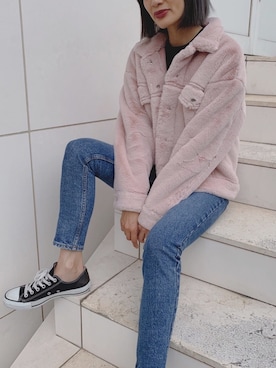 「アイラブCONVERSE」｜「アイテム（ダウンジャケット/コート）」を使った、黒木 ナツミ🦋さん（レディース・162cm）の冬コーディネート