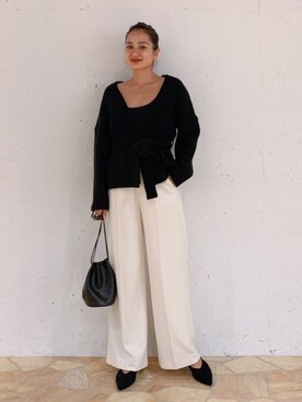 黒木 ナツミ🦋さんの「Monotone wool pants」を使ったコーディネート