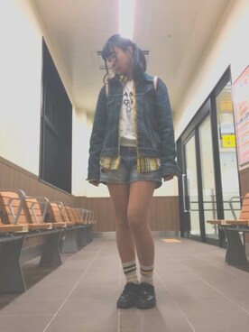 「EDWIN」｜「アイテム（デニムジャケット）」を使った、✩さん（レディース・155cm）の春コーディネート