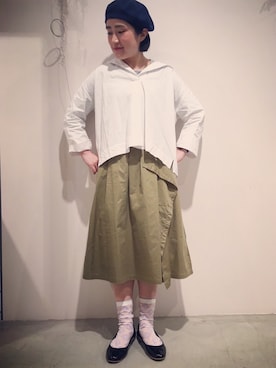 「chambre de charme（シャンブルドゥシャーム）のアイテム（レッグウェア）」を使った、otnさん（レディース・160cm）の春コーディネート
