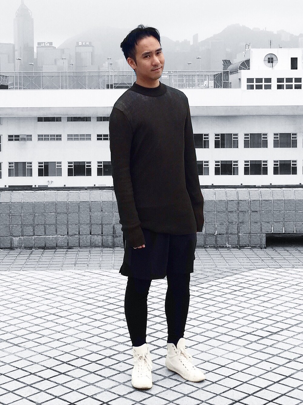 「fashion、styling、STYLE、ootd、lookbook、H&M、H&M Studio、NIKE、sportswear、cool」｜「H&Mのアイテム（ニット/セーター、グリーン系）」を使った、Jeffreyさん（メンズ・182cm）の春コーディネートの1枚目の写真