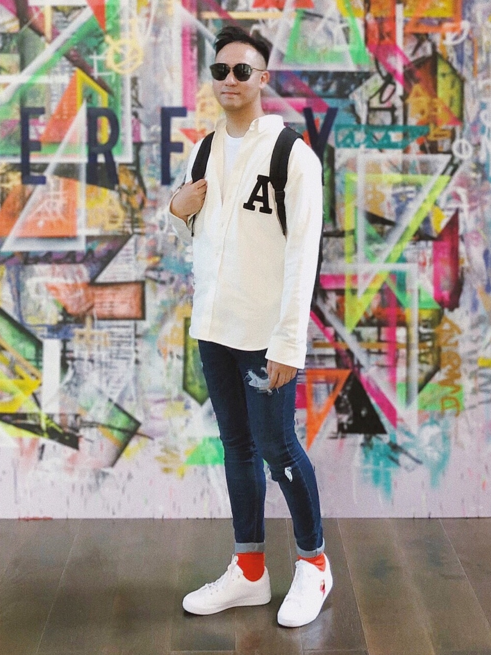 「fashion、STYLE、casual、oversize、cool、menswear、ootd、shirts、follow、autumn」｜「amiのアイテム（シャツ/ブラウス、ベージュ系）」を使った、Jeffreyさん（メンズ・182cm）の秋コーディネートの1枚目の写真