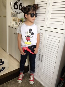 「H&M（エイチ・アンド・エム）のアイテム（デニムパンツ、ブルー系）」を使った、ＹＨＥ ☺︎さん（キッズ）の夏コーディネート