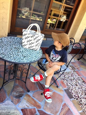 「ZARA KIDSのアイテム（Tシャツ/カットソー、ブラック系）」を使った、ＹＨＥ ☺︎さん（キッズ）の夏コーディネート