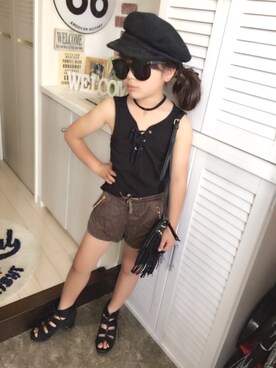 「FOREVER 21（フォーエバー トゥエンティーワン）のアイテム（Tシャツ/カットソー、ブラック系）」を使った、ＹＨＥ ☺︎さん（キッズ）の夏コーディネート