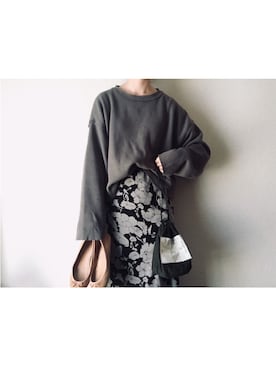「TODAYFUL（トゥデイフル）のフラワージョーゼットスカート（スカート、ブラック系）」を使った、やんさん（レディース・153cm）の春コーディネート
