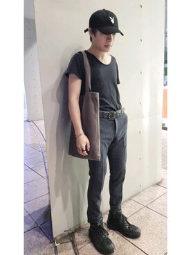 「DRKSHDW by RICK OWENS（ダークシャドウ バイ リックオウエンス）のアイテム（バッグ）」を使った、李柏儒さん（メンズ・168cm）の秋コーディネート