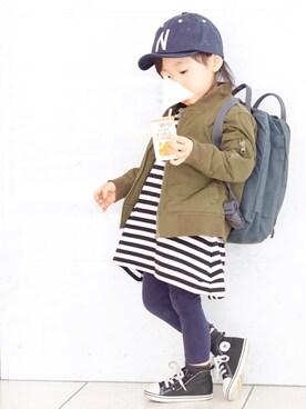 「CIAOPANIC TYPY（チャオパニックティピー）の【WEB限定カラー】星柄キルティング中綿MA-1（MA-1、グリーン系）」を使った、kiyu**さん（キッズ・90cm）の春コーディネート