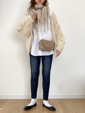 「SENSE OF PLACE by URBAN RESEARCH（センスオブプレイスバイアーバンリサーチ）のスクエアトウセンターシームフラットシューズ（パンプス）」を使った、maiko さん（レディース・158cm）の冬コーディネート