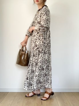 「アシンメトリー」｜「アイテム（シャツワンピース）」を使った、maiko さん（レディース・159cm）の春コーディネート