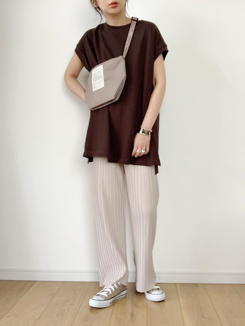 Maiko Grlのtシャツ カットソーを使ったコーディネート Wear Maiko Grlのtシャツ カットソーを使ったコーディネート Wear