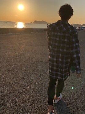 「ADER error（アーダーエラー）のアイテム（シャツ/ブラウス、ブルー系）」を使った、naoparaさん（メンズ・179cm）の夏コーディネート