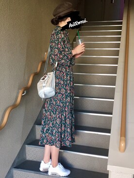 「RODE SKO」｜「アイテム（キャスケット）」を使った、hitomi.さん（レディース・165cm）の秋コーディネート