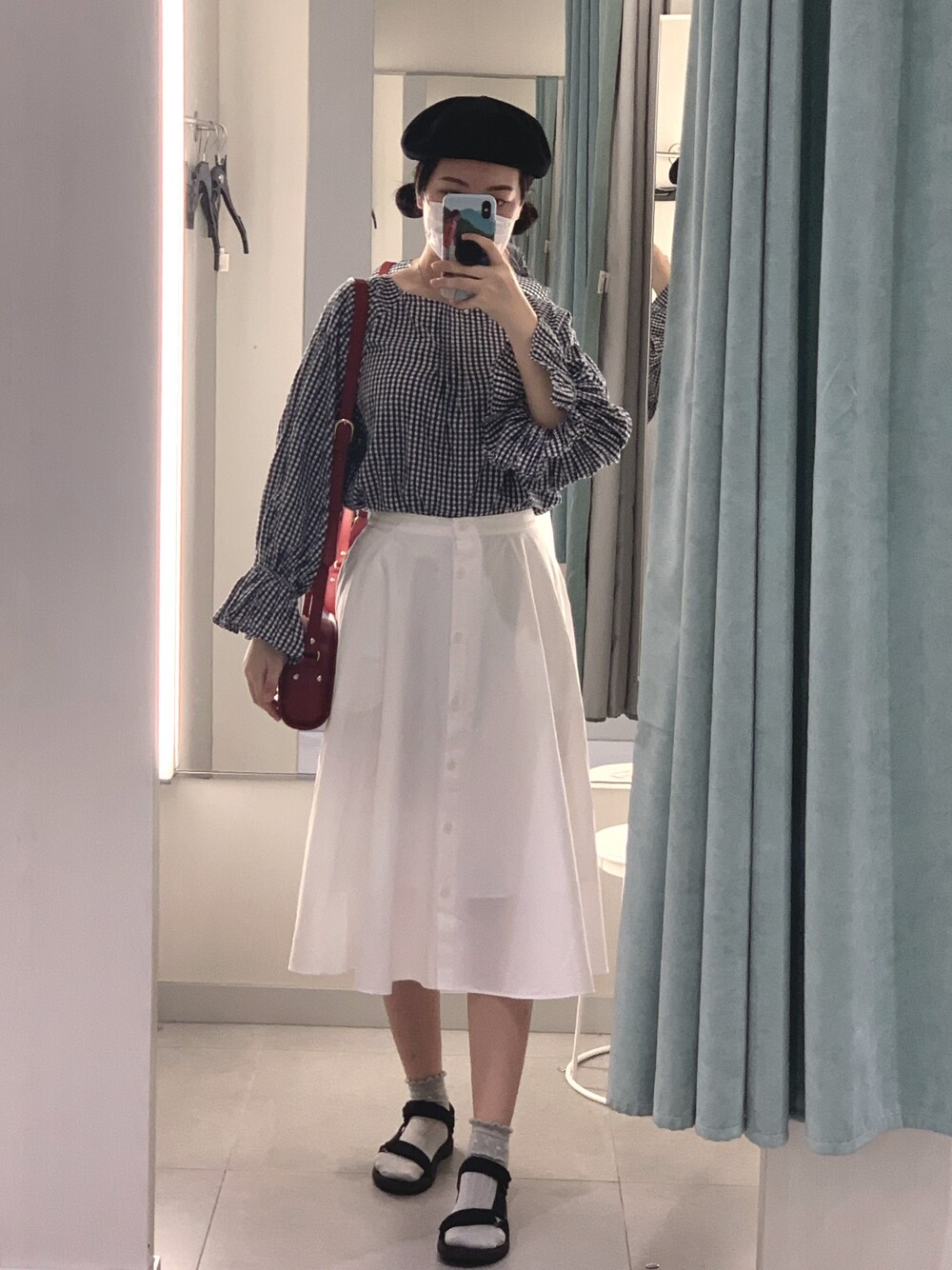「夏、春コーデ、春、夏コーデ、休閒、日系極簡」｜「UNIQLOのフロントボタンサーキュラースカート（丈標準76～80cm）（スカート、ホワイト系）」を使った、Yau さん（レディース・160cm）の春コーディネートの1枚目の写真