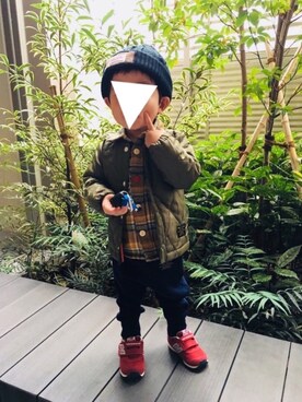 「西松屋（ニシマツヤ）のアイテム（ノーカラージャケット）」を使った、Holly hockさん（キッズ・100cm）の冬コーディネート