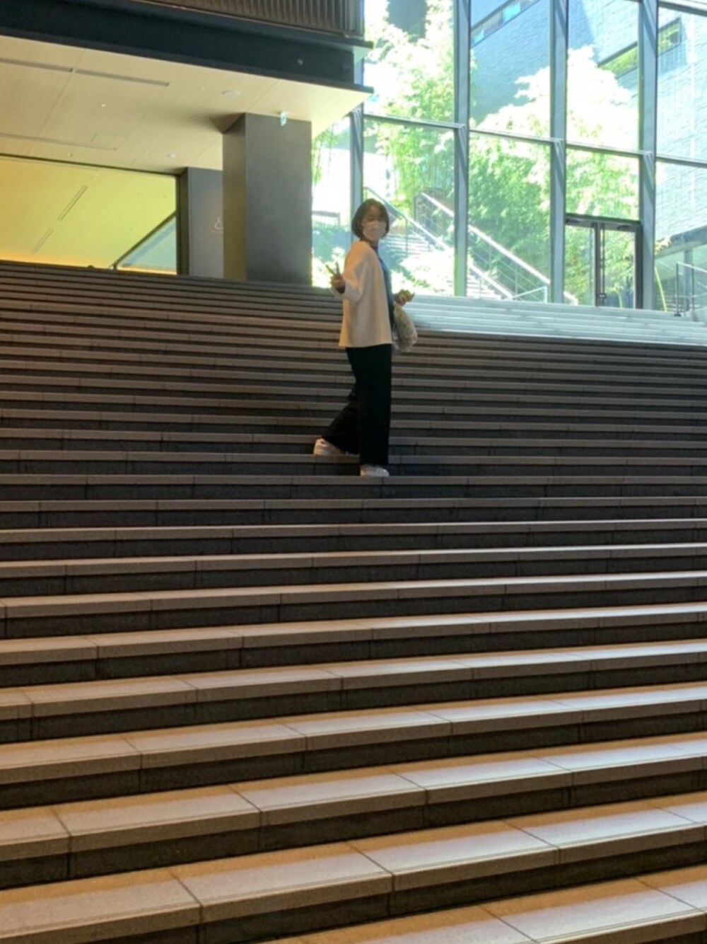 「高身長女子、がっちり体型、京都旅行」｜「adidasのキャンパス [CAMPUS W] オリジナルス（スニーカー、ブルー系）」を使った、Makoさん（レディース・170cm）の春コーディネートの1枚目の写真