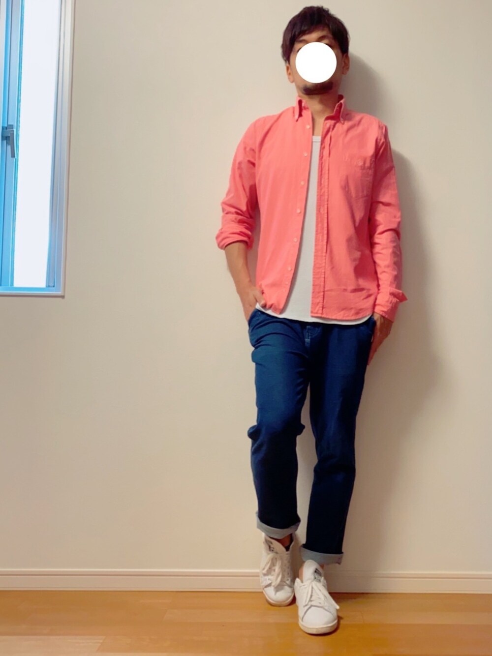 「復活！ピンクフェス、春夏コーデ、スニーカー、スタンスミス、ピンクシャツ、ピンク、春コーデ、おしゃれさんと繋がりたい」｜「GANT RuggerのGANT RUGGER (ガントラガー）　ドリーミーオックスフォードシャツ（シャツ/ブラウス、レッド系）」を使った、yosukeさん（メンズ・174cm）の春コーディネートの1枚目の写真